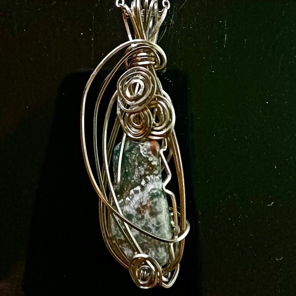 Jewelry - Picture 2 of 10